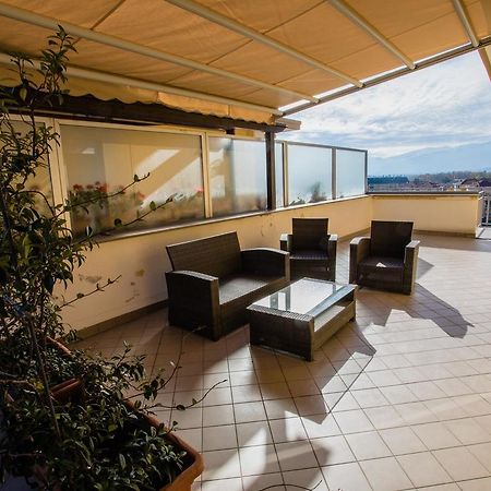 Terrazza Di Pinerolo Apartamento Exterior foto