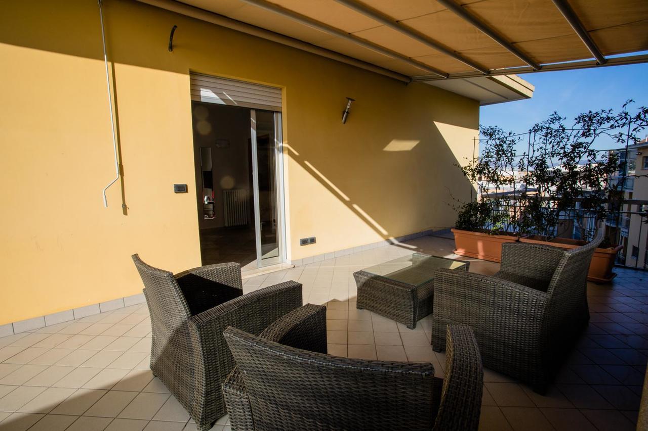 Terrazza Di Pinerolo Apartamento Exterior foto