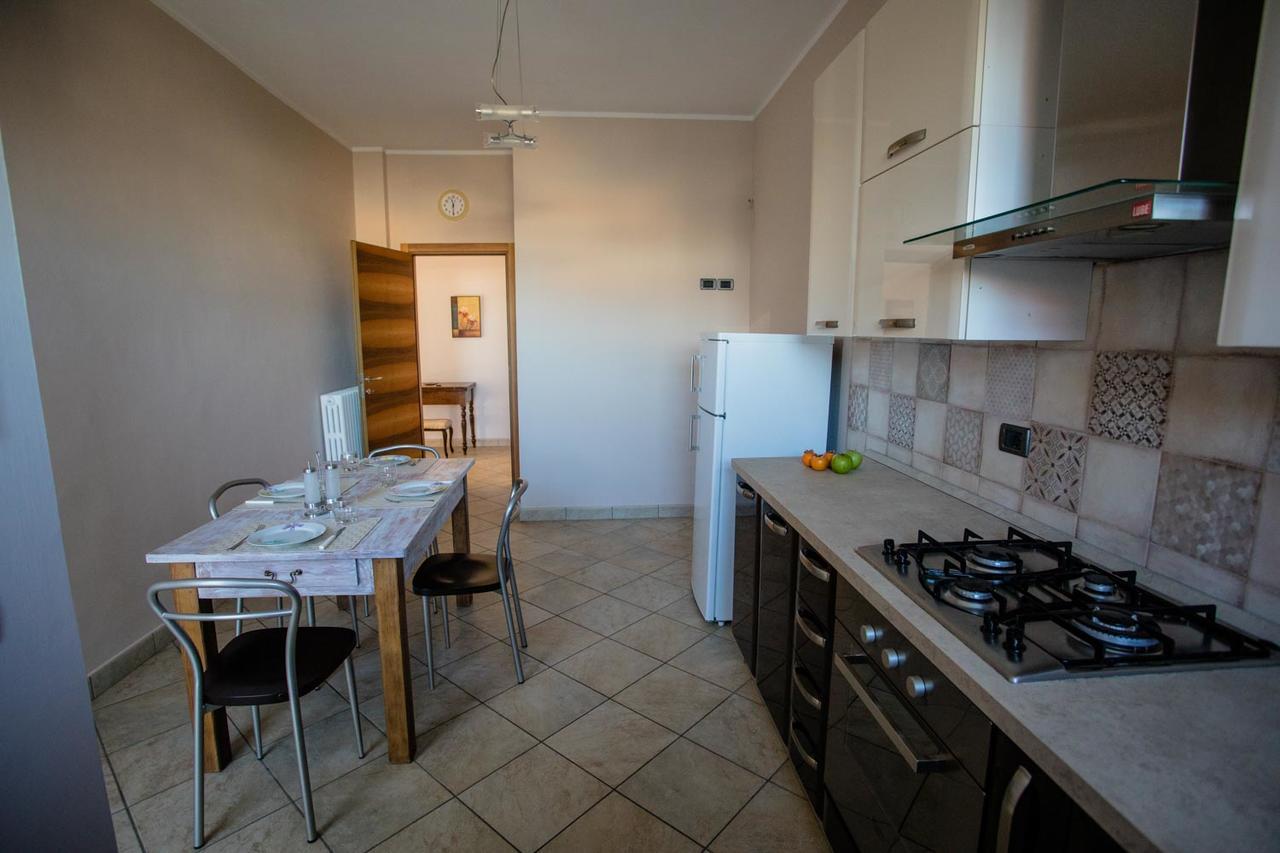 Terrazza Di Pinerolo Apartamento Exterior foto